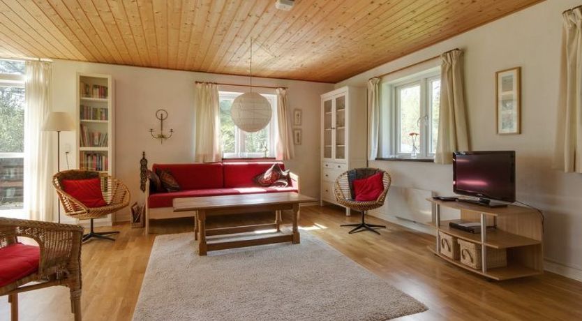 Photo of "Eina" - 250m from the sea