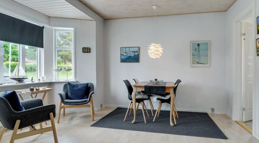 Photo of "Neno" - 2.2km from the sea