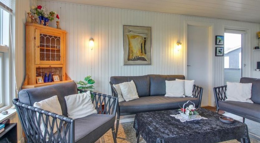 Photo of "Edvin" - 400m from the sea