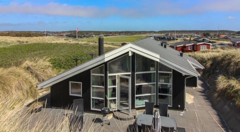 Photo of "Felippa" - 25m from the sea