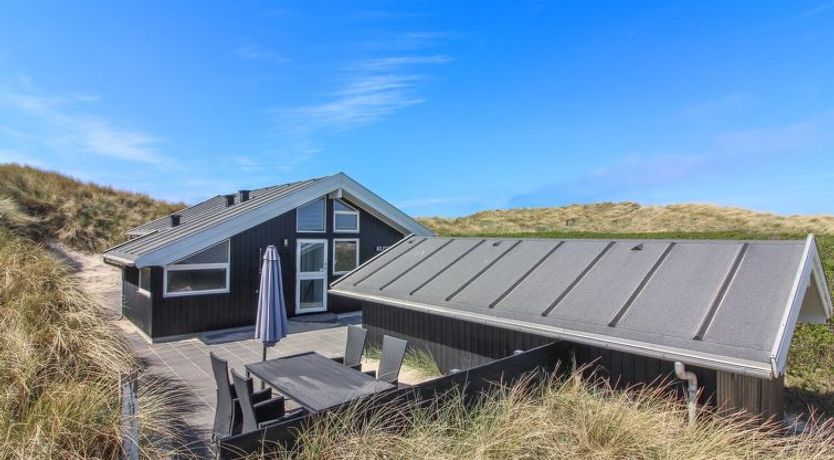 Photo of "Felippa" - 25m from the sea