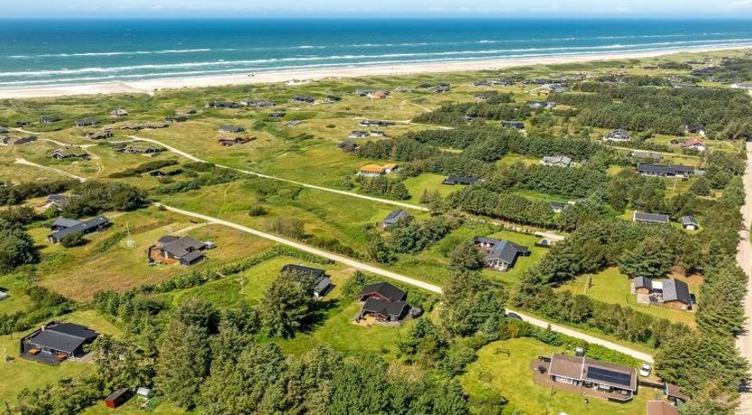 Photo of "Gullborg" - 800m from the sea