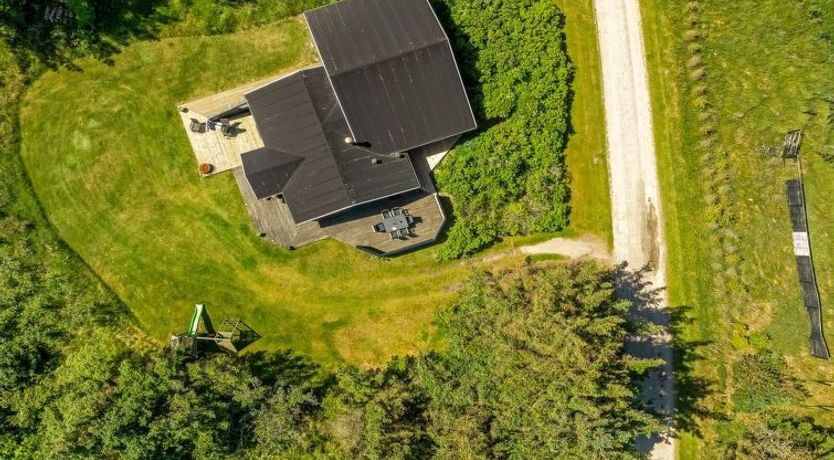 Photo of "Gullborg" - 800m from the sea