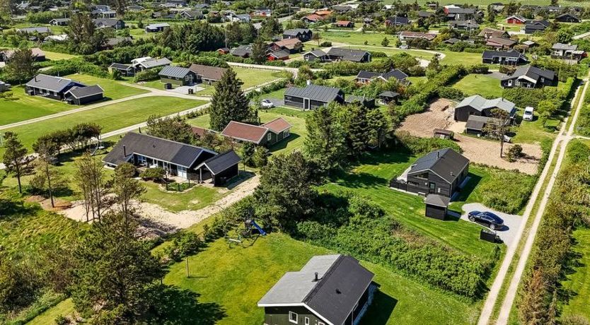 Photo of "Freija" - 719m from the sea