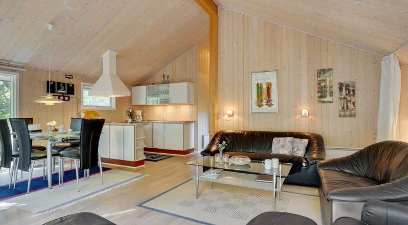 Photo of "Jussi" - 3.5km from the sea