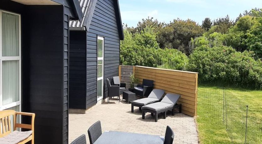 Photo of "Alfuin" - 500m from the sea