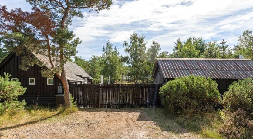 Photo of "Læff" - 50m from the sea