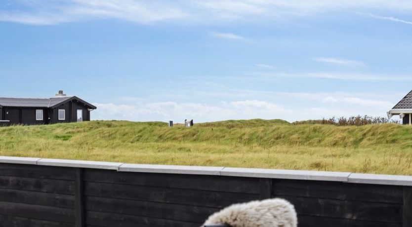 Photo of "Dyri" - 75m from the sea