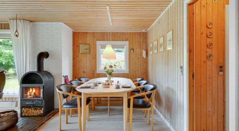 Photo of "Farthin" - 800m from the sea