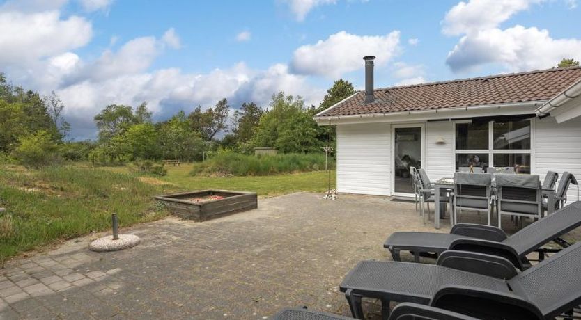 Photo of "Rudy" - 900m to the fjord