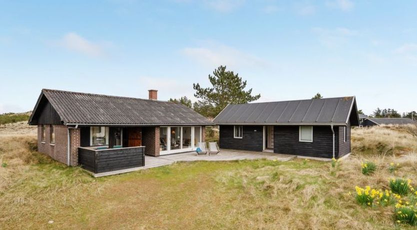 Photo of "Thorgisl" - 1.4km from the sea