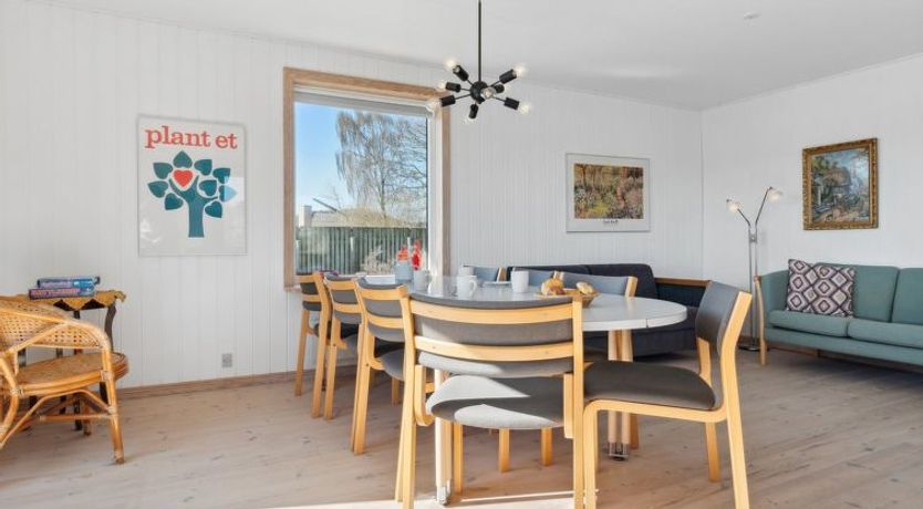 Photo of "Alvira" - 8km to the fjord