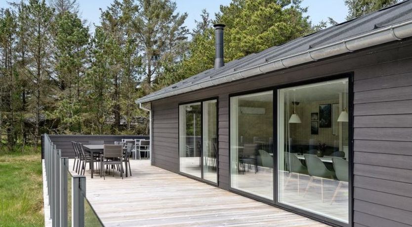 Photo of "Arnetta" - 1.5km from the sea