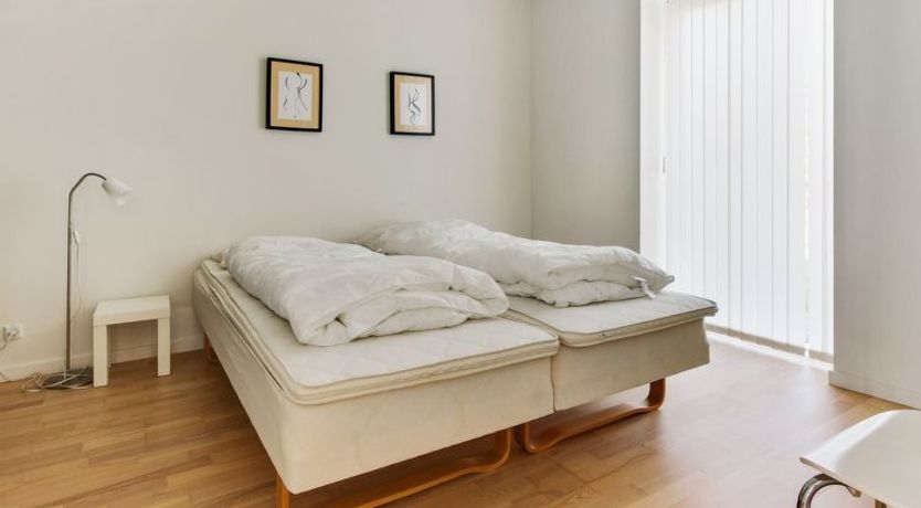 Photo of "Edda" - 400m from the sea