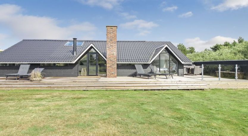 Photo of "Ellenora" - 1km from the sea