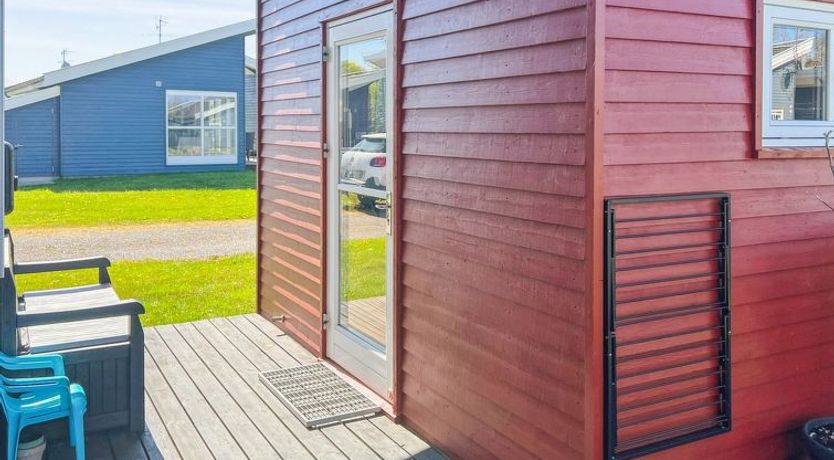 Photo of "Carlie" - 2.8km from the sea