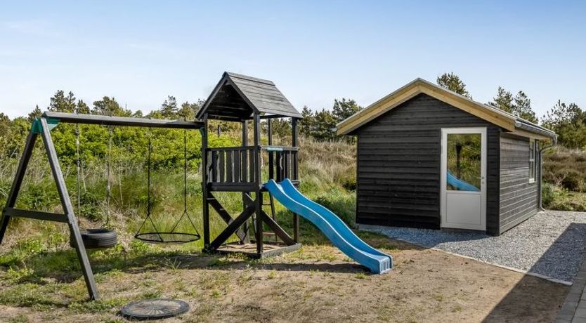 Photo of "Minke" - 2.2km from the sea