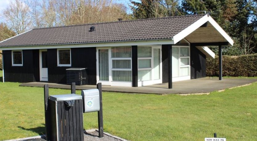 Photo of "Tayler" - 1.8km from the sea