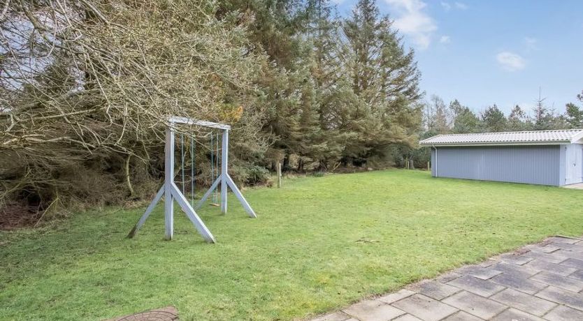 Photo of "Gunvor" - 1km from the sea