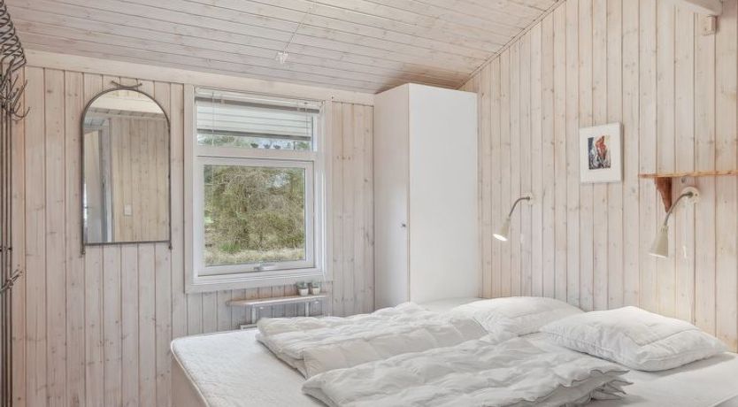 Photo of "Edzard" - 200m from the sea