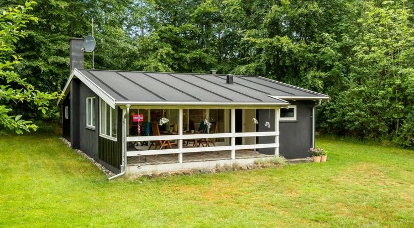 Photo of "Fergie" - 400m from the sea