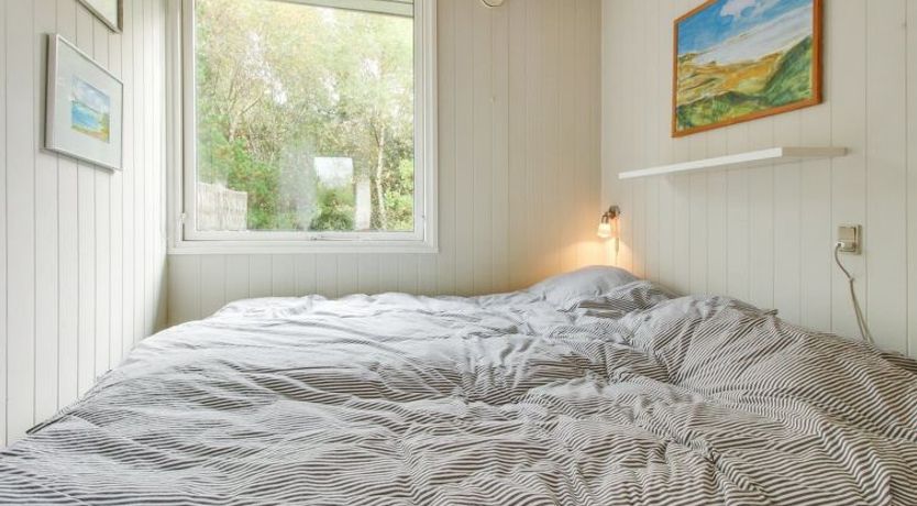 Photo of "Axeline" - 850m from the sea