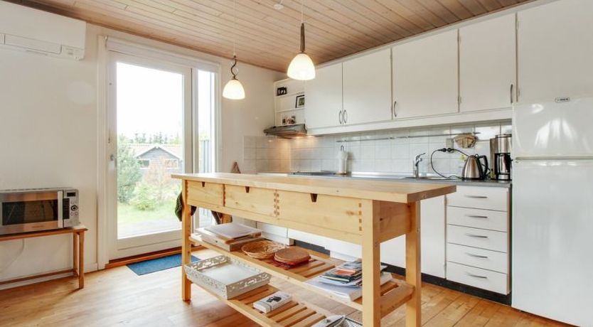 Photo of "Axeline" - 850m from the sea