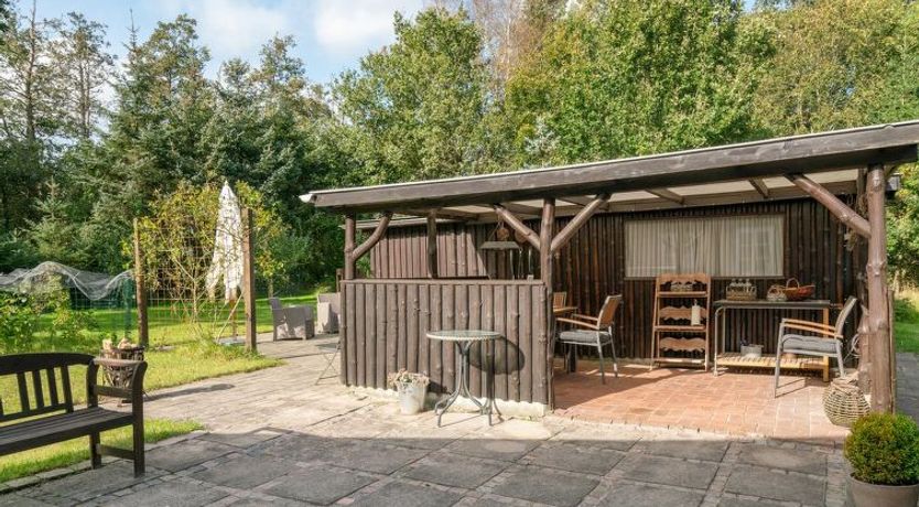 Photo of "Arnborg" - 2km from the sea