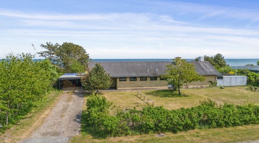 Photo of "Kalist" - 50m from the sea