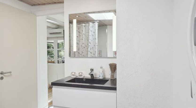 Photo of "Olof" - 100m from the sea