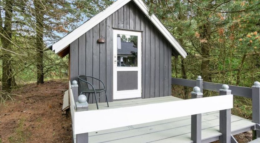 Photo of "Liliana" - 800m from the sea