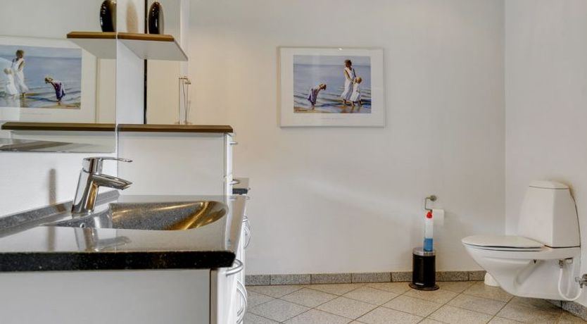 Photo of "Liliana" - 800m from the sea