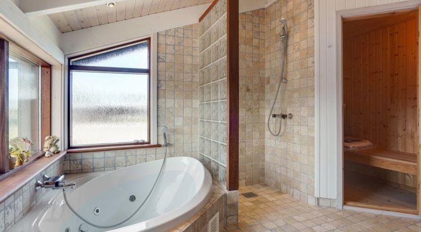 Photo of "Gyda" - 100m from the sea