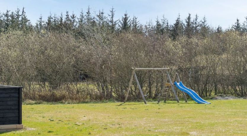 Photo of "Bentine" - 1.6km from the sea