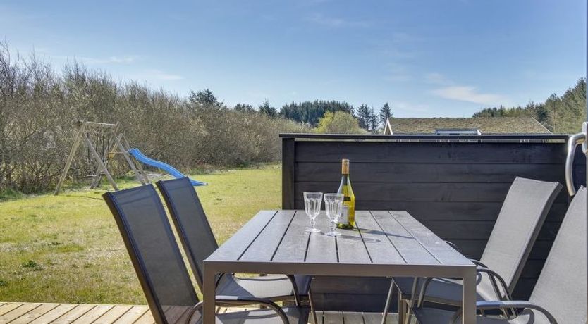 Photo of "Bentine" - 1.6km from the sea