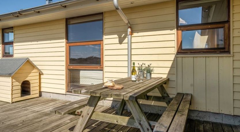 Photo of "Fam" - 300m from the sea