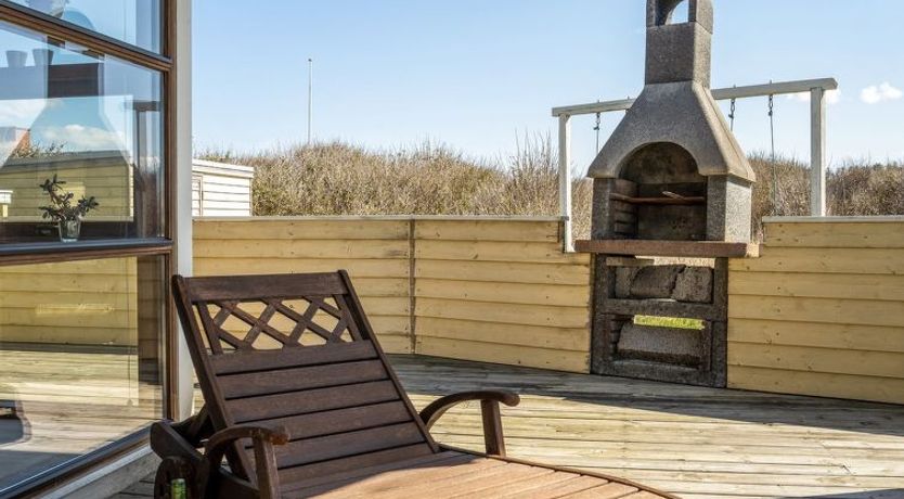 Photo of "Fam" - 300m from the sea