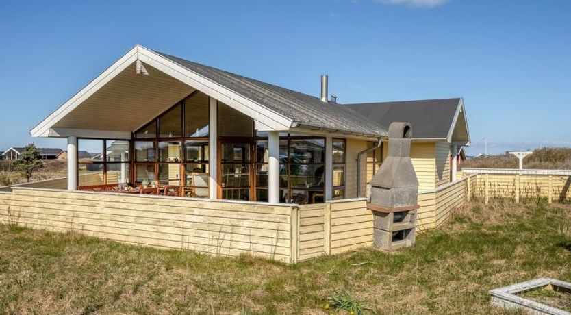 Photo of "Fam" - 300m from the sea