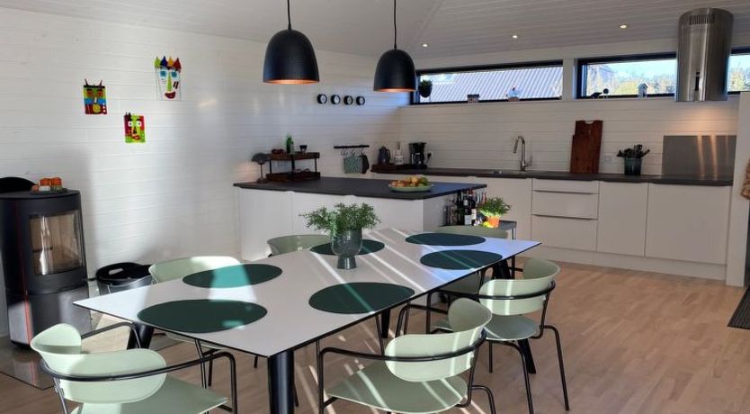 Photo of "Claus" - 500m from the sea