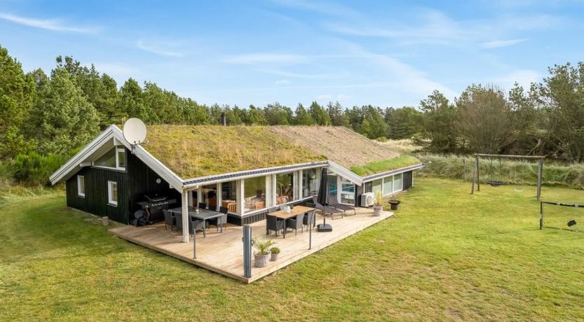 Photo of "Helene" - 1.5km from the sea