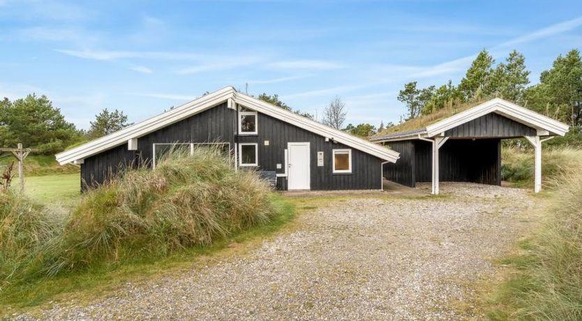 Photo of "Helene" - 1.5km from the sea