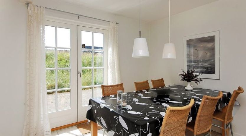 Photo of "Alita" - 1.2km from the sea