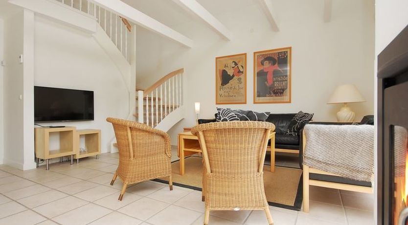 Photo of "Alita" - 1.2km from the sea