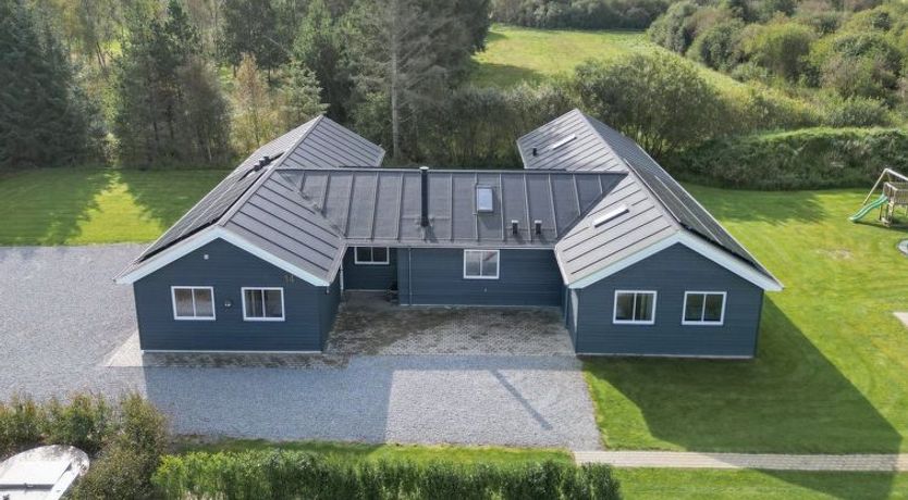 Photo of "Sinikka" - 350m from the sea