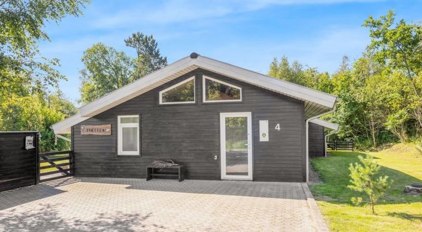 Photo of "Arny" - 1.5km from the sea