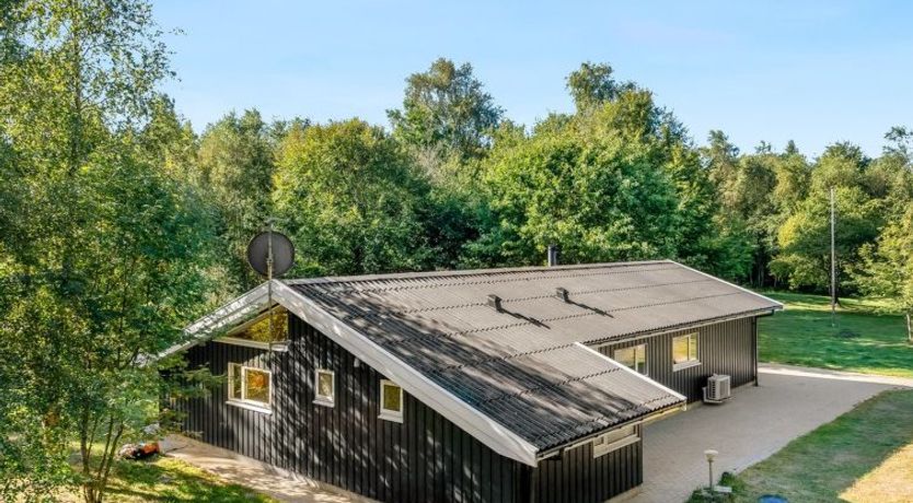 Photo of "Barne" - 4km from the sea