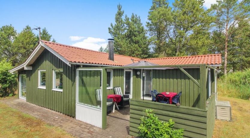 Photo of "Elmer" - 400m from the sea