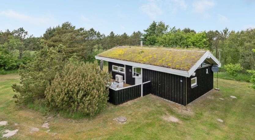 Photo of "Evan" - 1.3km from the sea