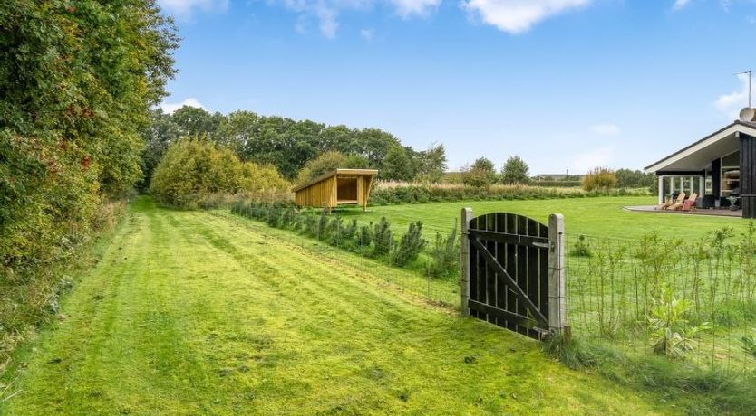 Photo of "Femke" - 250m to the fjord