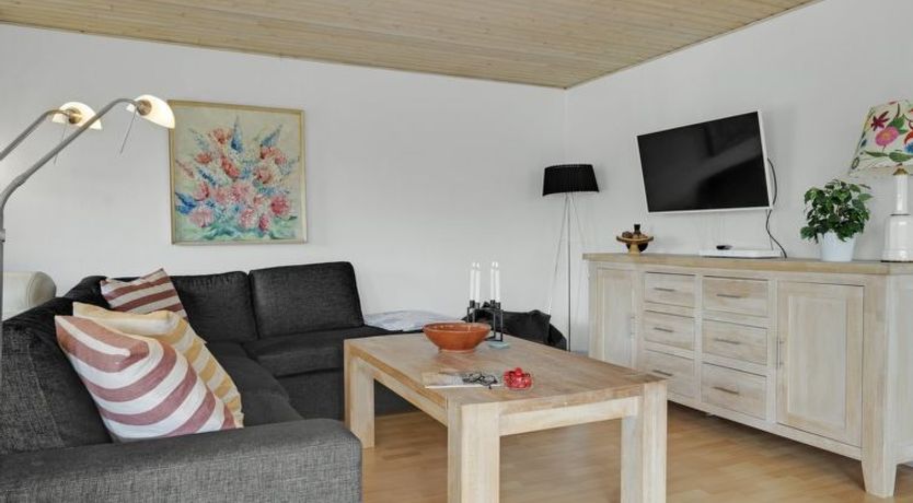 Photo of "Yorick" - 1km from the sea